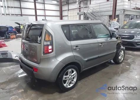 2011 Kia Soul + z USA, uszkodzony, nr VIN KNDJT2A29B7236146